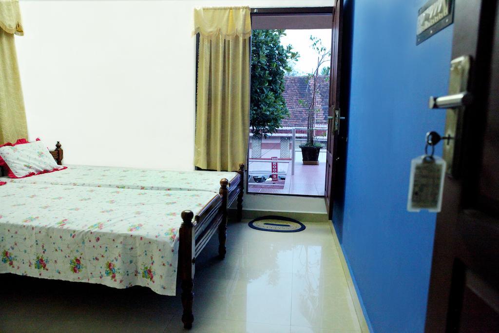 Das Residency Bed & Breakfast Kochi Exterior photo