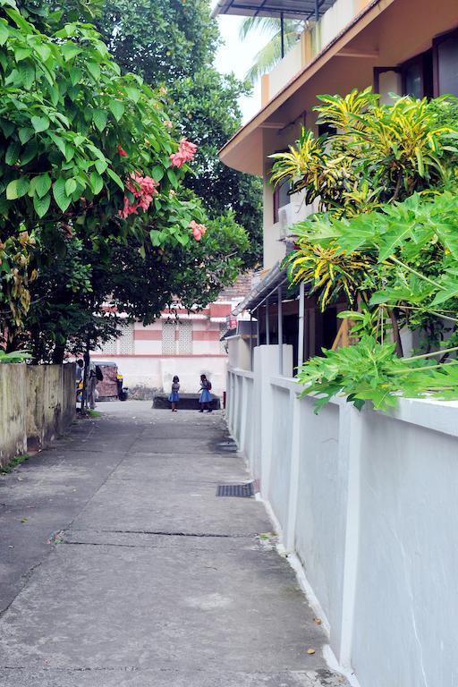 Das Residency Bed & Breakfast Kochi Exterior photo